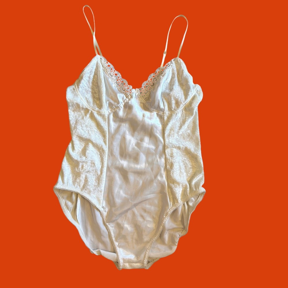 VTG Delicates Teddy Ivory Satin Crushed Velvet Bodysuit Lace Trim Bridal Small